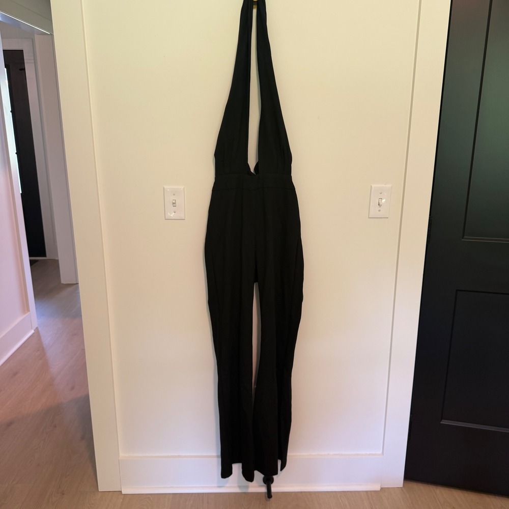 Pink Lily Womens Black Halter Neck Plunging Jumpsuit Size S Wide Strap